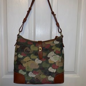 Dooney bourke duck dynasty hobo bag